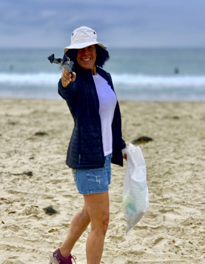 Bea Boccalandro beach cleanup